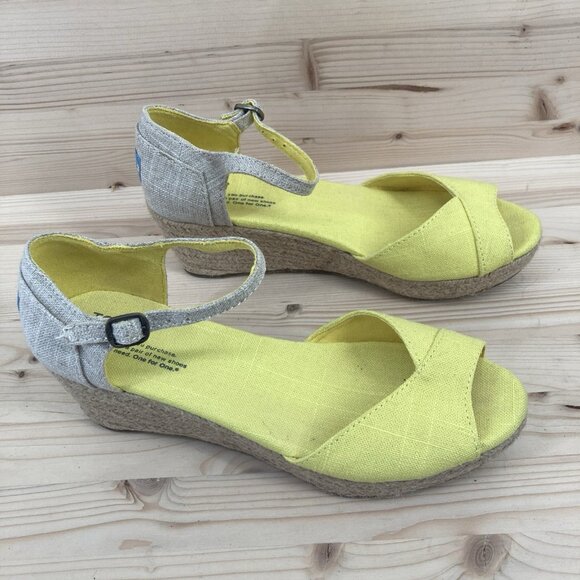 Toms Womens Wedge Sandals Sz 8.5 Yellow Espadrilles Open Toe Platform Vacation - Picture 2 of 12